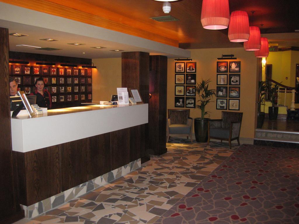 โรแรมคอสโมโพลิแทน Hotel ลีดส์ ภายนอก รูปภาพ