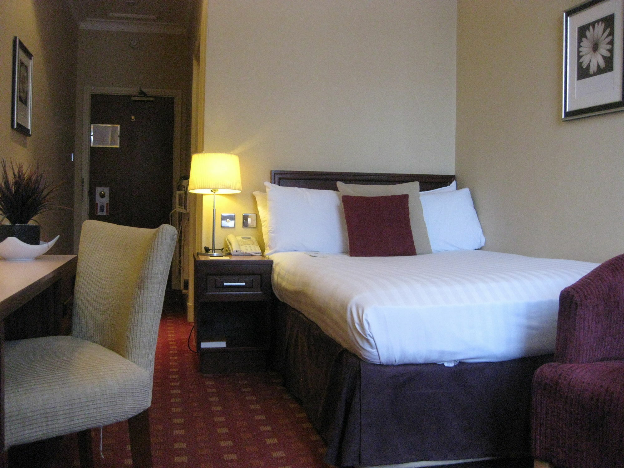 โรแรมคอสโมโพลิแทน Hotel ลีดส์ ภายนอก รูปภาพ